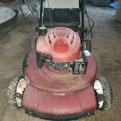 Briggs & Stratton Gas lawn Mower