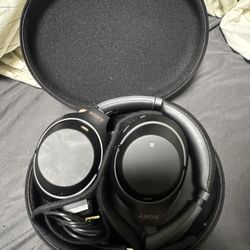 Sony Headphones Like New 