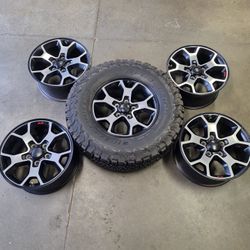 🔥 Rubicon 17" Wheels (Set of 5) w/ TPMS Sensors & NEW Spare!