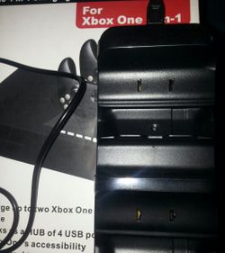 XBOX ONE (dual charging station)