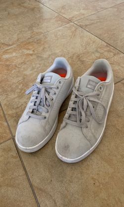 Adidas shoes size 10 men’s