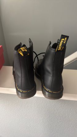 Doc martens non slip shoe