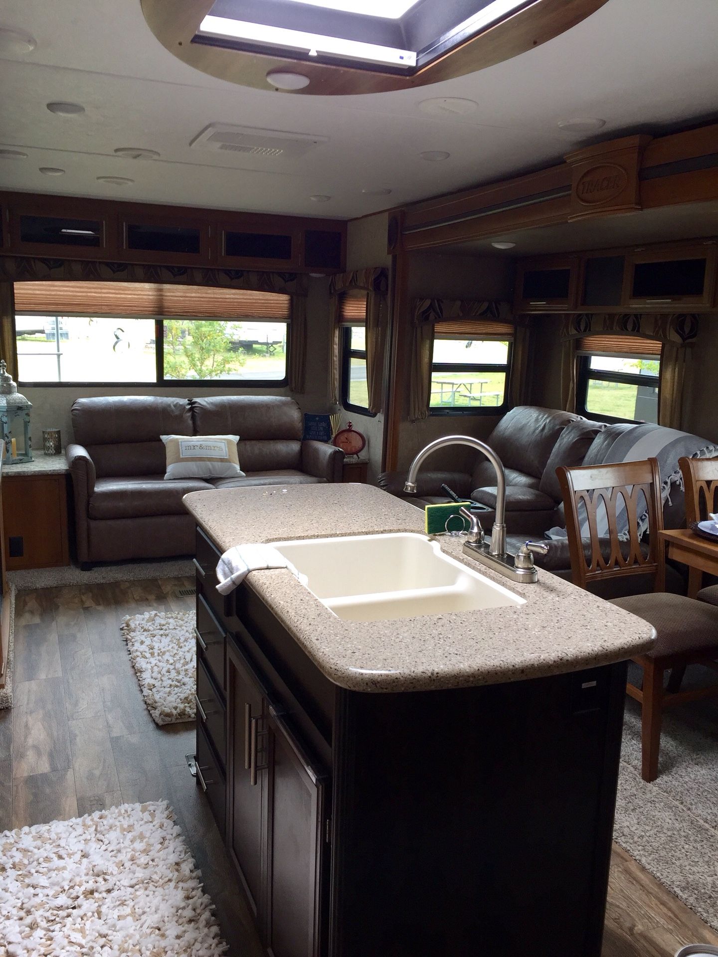 Camper- Travel Trailer- OPEN HOUSE 5/1-5/4- PRICE DROP - $19,900. VALUED $23,300