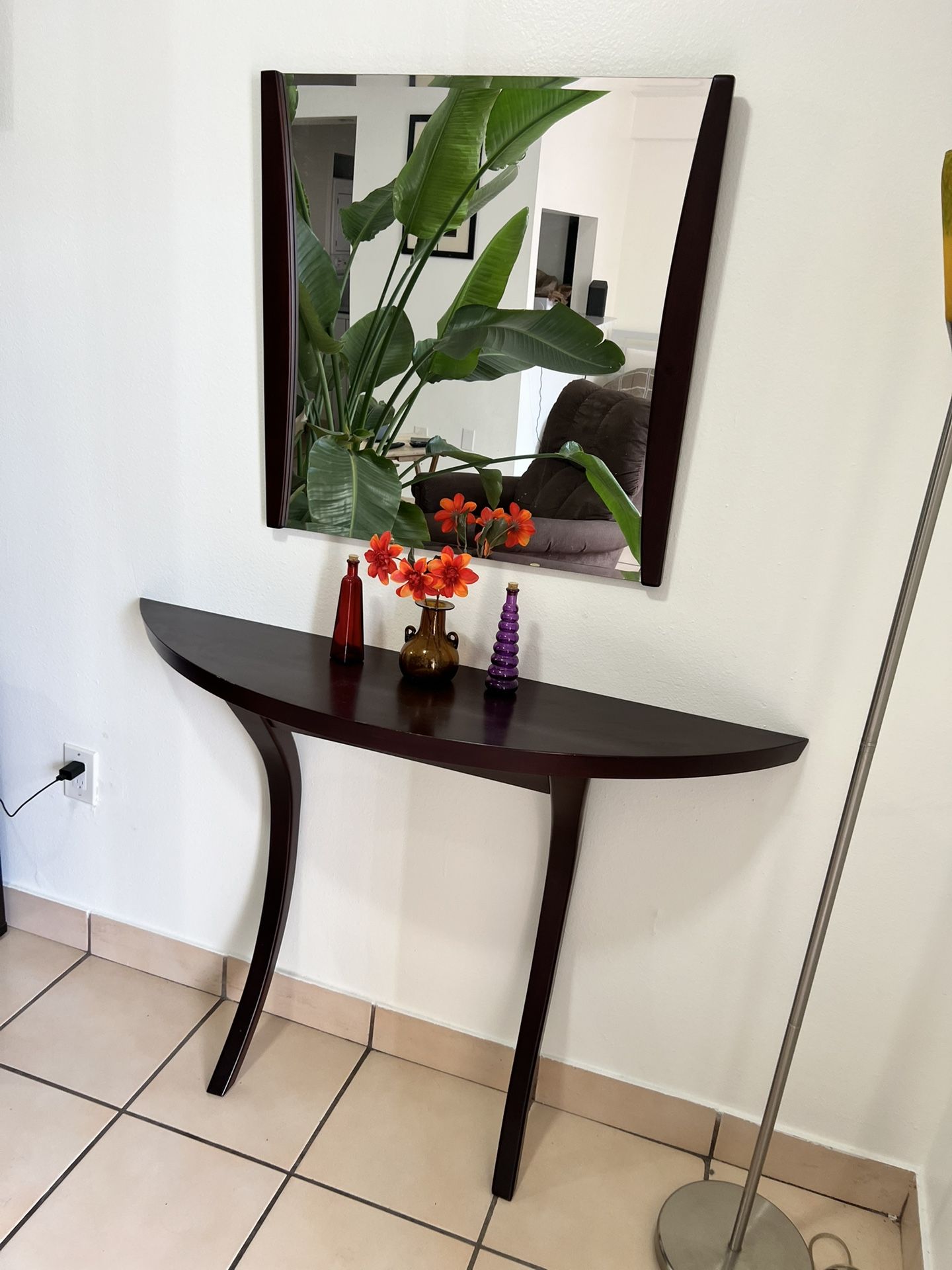 2 Piece Mirror And Entry Stand console table