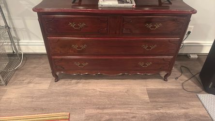 Full Dresser