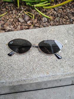 Brand New Kai - Gold/Gray Ray-Bans