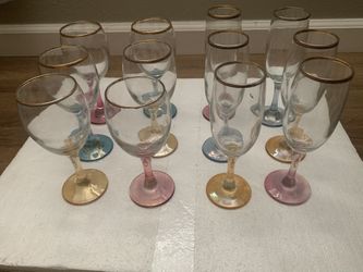 12 Italian Champagne Flutes & Wine Glasses. Colored Base, Gold Gilt
