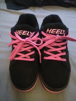 Heelys size 3Y
