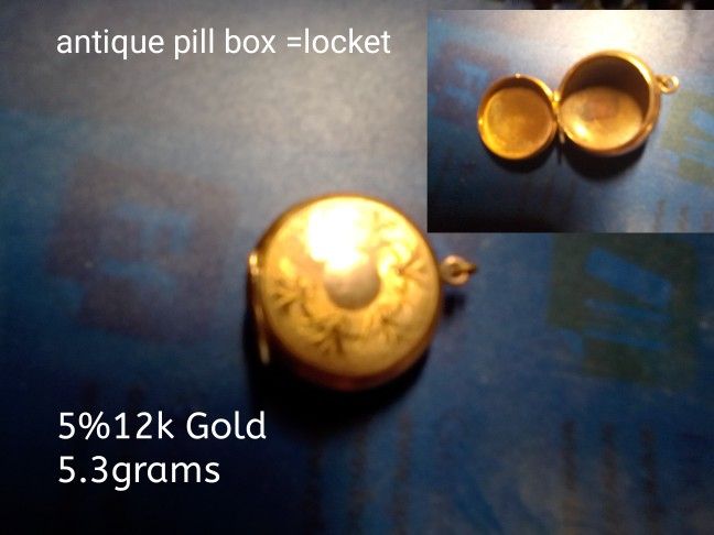 Vintage 1/20 12 K Gold Pill Box / Locket