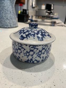 Vintage Blue Spongeware Covered Sugar Bowl / Crock