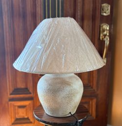 Ceramic Table Lamp - 9”