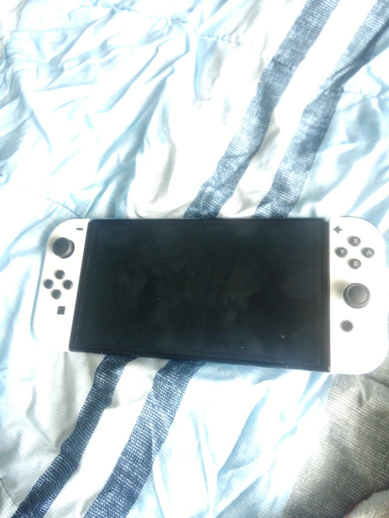 White OLED Nintendo Switch 
