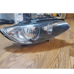 07 Bmw 335i Headĺight Good Light Part Right Passenger