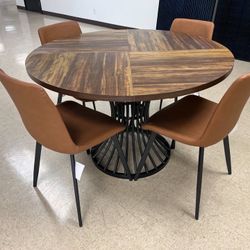 Circular Table With 4 Chairs