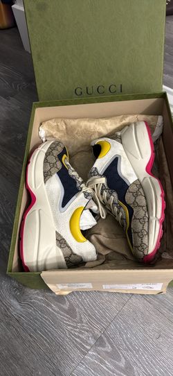 Gucci shoes