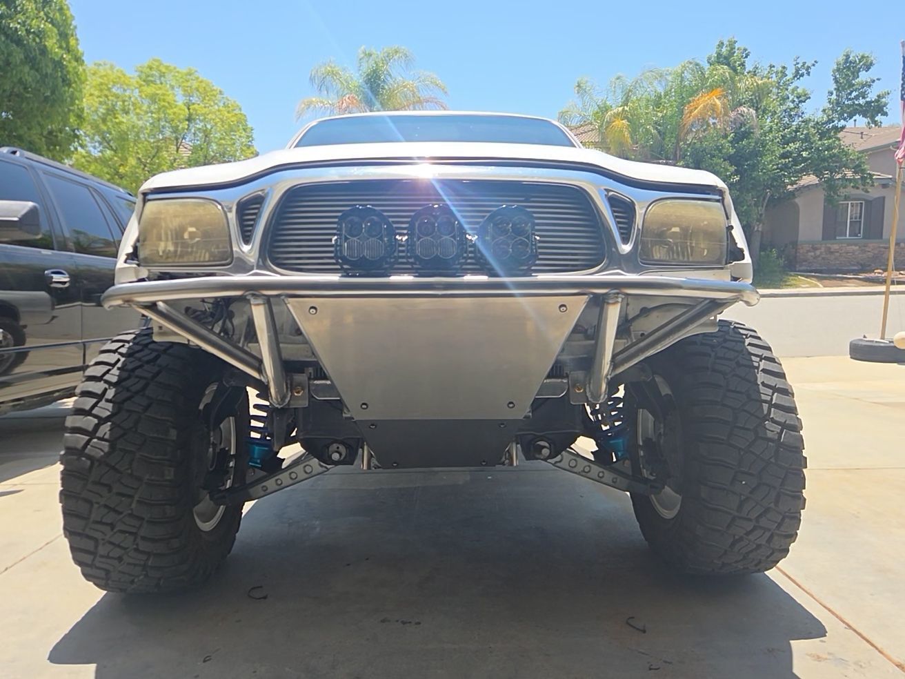 Tacoma offroad/Prerunner Style Bumper with 3light Tabs
