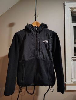 The North Face women fleece jacket size S