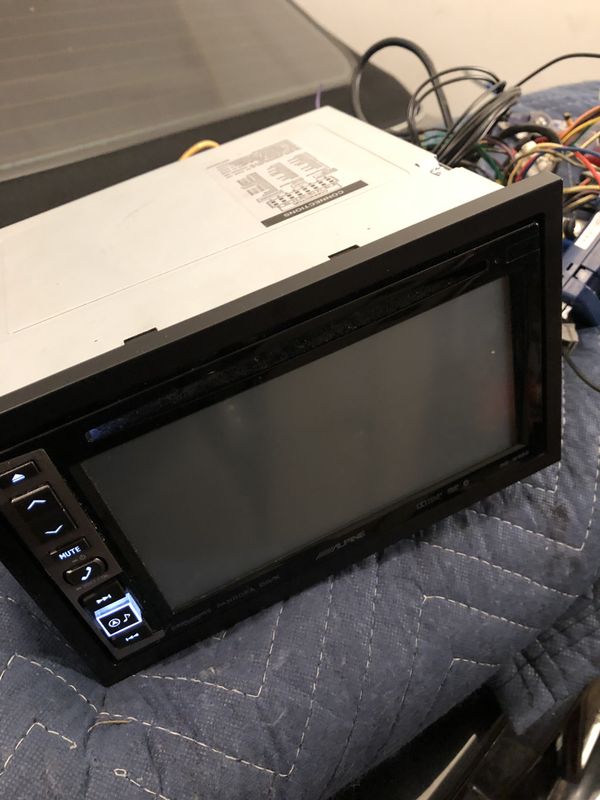 Alpine double din touch screen car stereo DVD Usb Bluetooth Auxiliary need screen repaired for