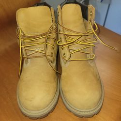 Timberland Boots Size 2 Kids Shoes