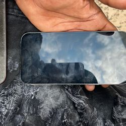 iPhone 13 Pro Max Passcode Locked