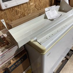 Metal Wall Pocket Shelf