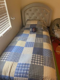 Twin Bed With Mattress And Chair Asking For 200