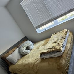 Queen Size bed frame 