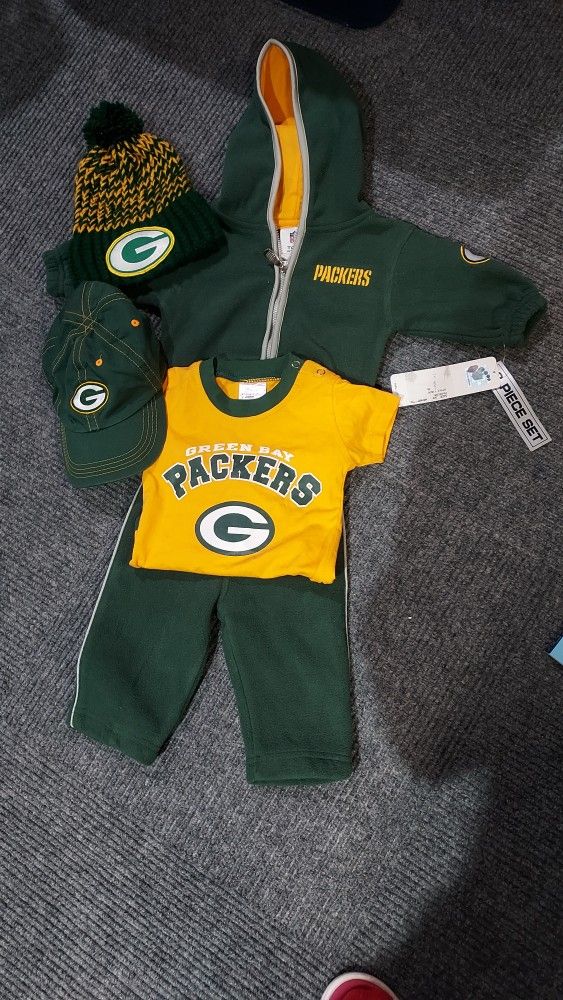 3/6 Month Outfit With Hats
