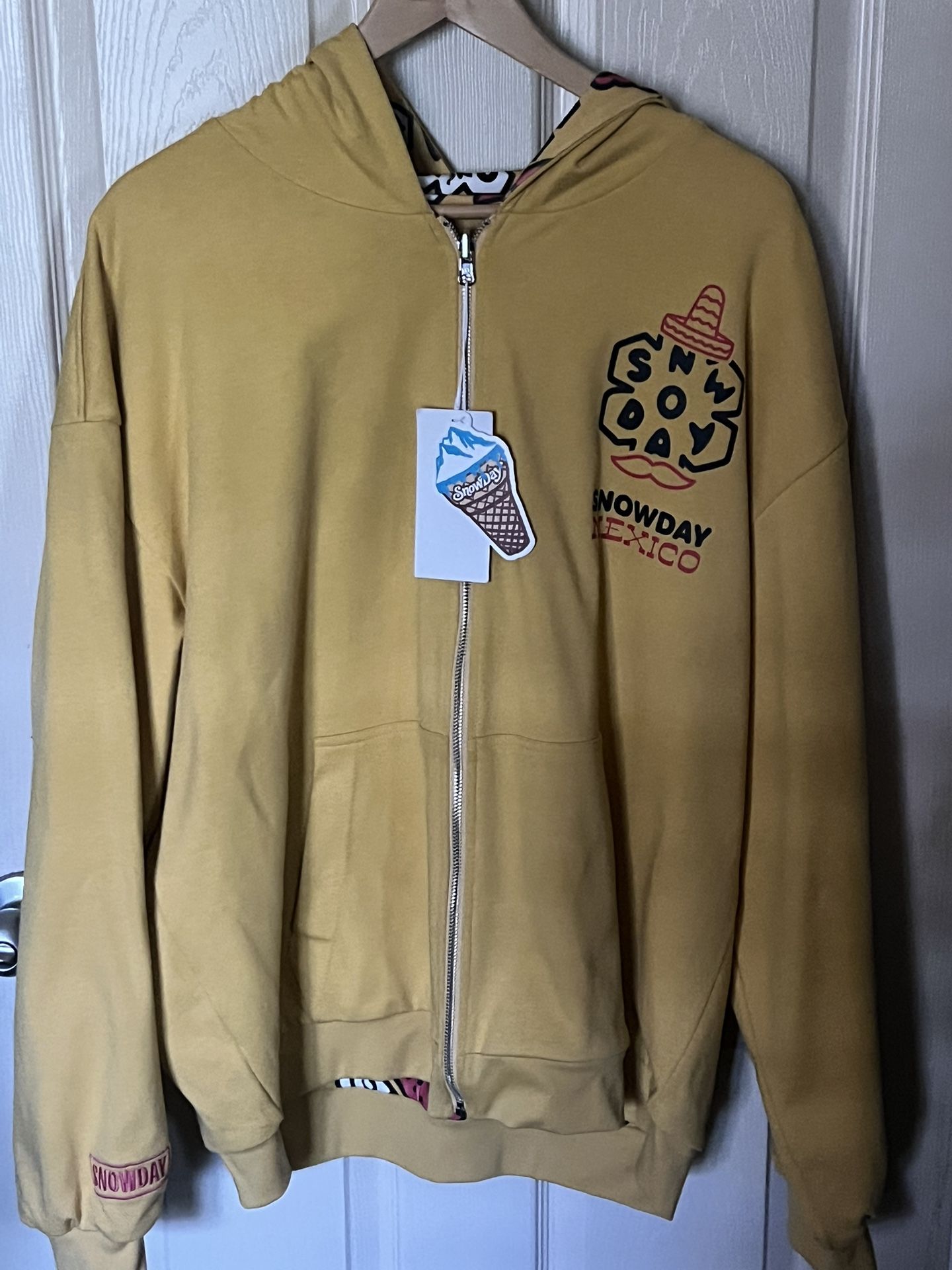 Snowday Mexico Reversible Jacket Size XL