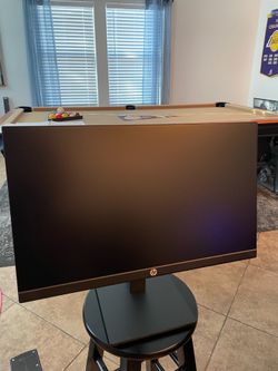 2x HP P24 G4 23.8” Full HD IPS Monitors – Great Condition
