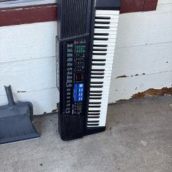 Casio Tone Bank Keyboard
