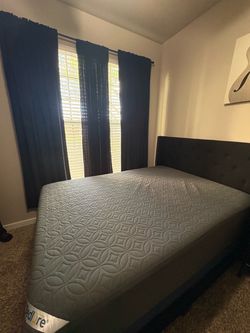 Full Bed Frame with Mattress & Boxspring