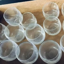 Lot of 14 cup glasses