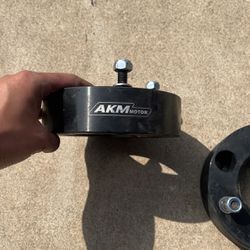 AKM Motor Leveling Kit