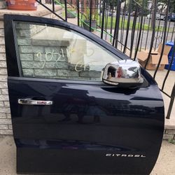 2015-2020 Door Dodge DURANGO DRIVE SIDE 