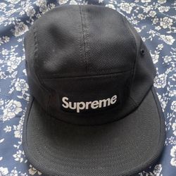 Supreme Hat 