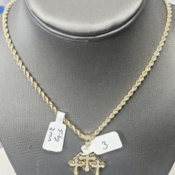 10k 22inch 3mm Hollow Rope Chain And 10k Pendant 