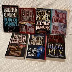 Patricia Cornwell Bundle Of Books. 