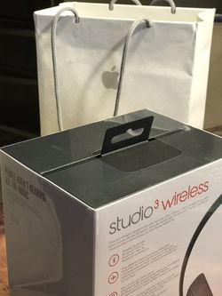 BRAND NEW!! Studio3 Wireless Headphones Sealed Box 