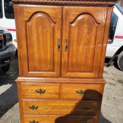 Kincaid TV Armoire 