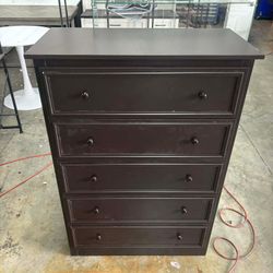 5 drawers chest drawer (small scratch)