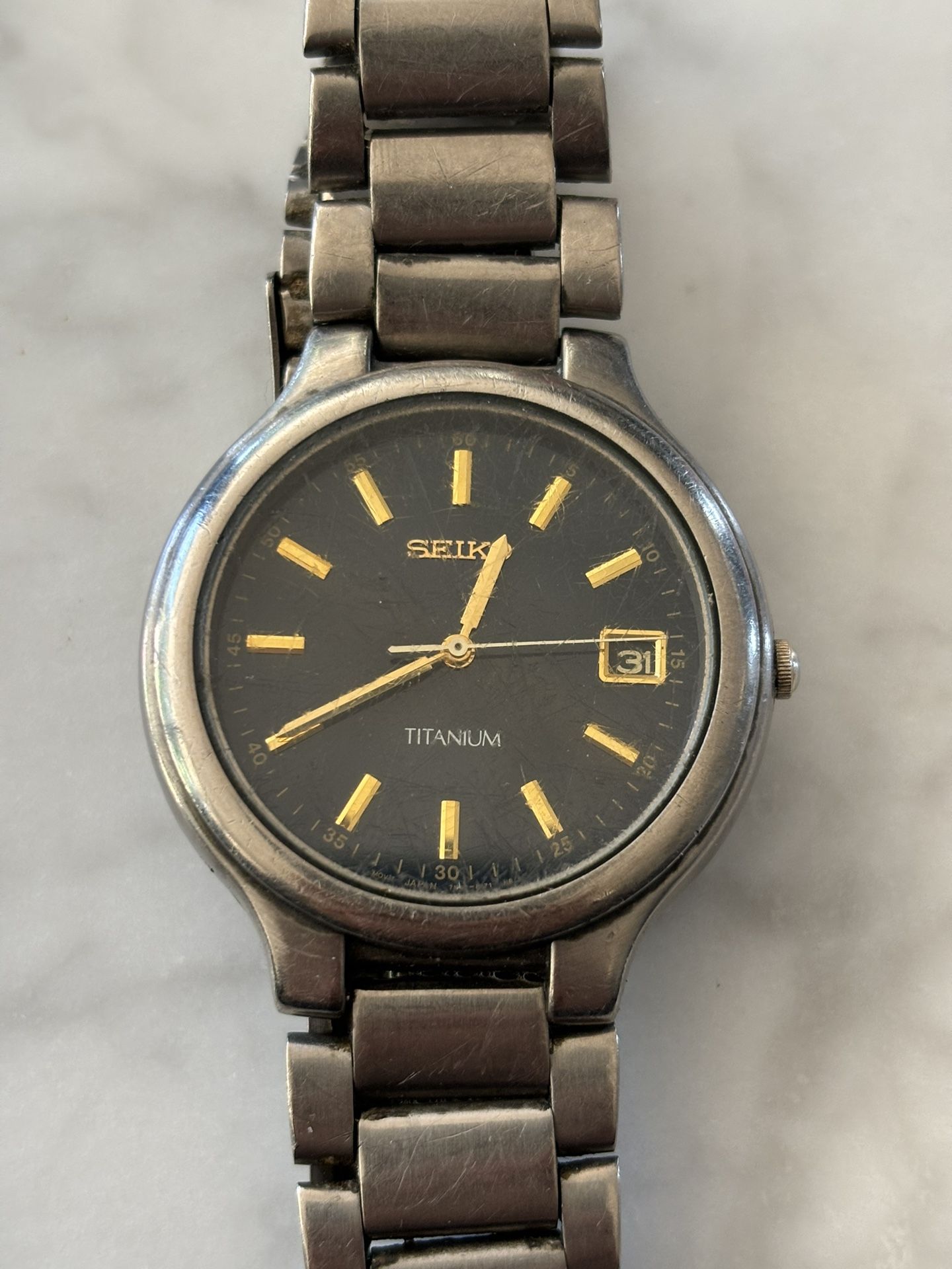 Rare Working Vintage Seiko Titanium Men’s Watch Date 7N42-8109 Lightweight needs new battery otherwise perfect