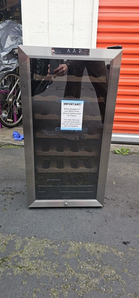 Ivation 24 Bottle Compressor Wine Cooler Refrigerator