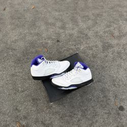 Jordan 5 Dark Concord Size 11 Men Gently Worn