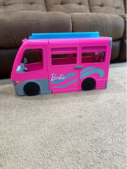Barbie Ultimate RV Camper with Pool / Slide
