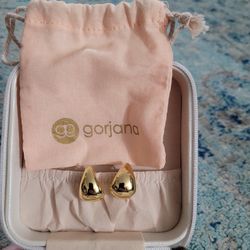 Gorjana "Banks" Earrings