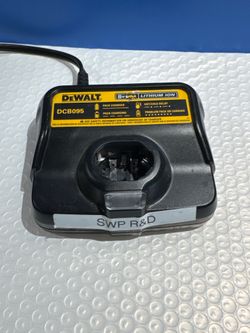 Genuine DeWalt DCB095 8V MAX Lithium Ion Battery Charger DCB080 OEM