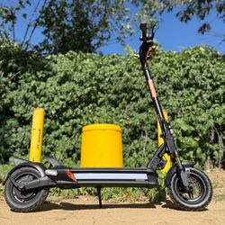 Electric scooter