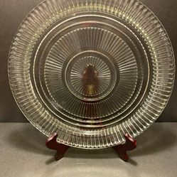 Vintage Round Crystal Glass Serving Platter, 12-1/4" in diameter, Beautiful Pattern, Antique. 