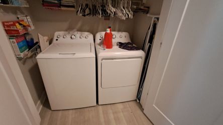 🧺 Matching GE High-Efficiency Washer & Dryer Set – Only $500 for Both! 🧺